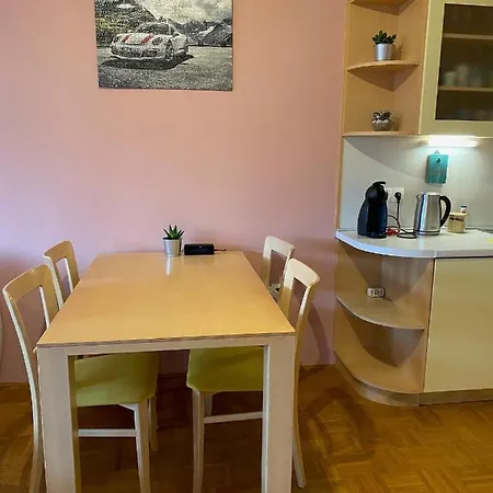 Apartma Felicija Lejlighed *